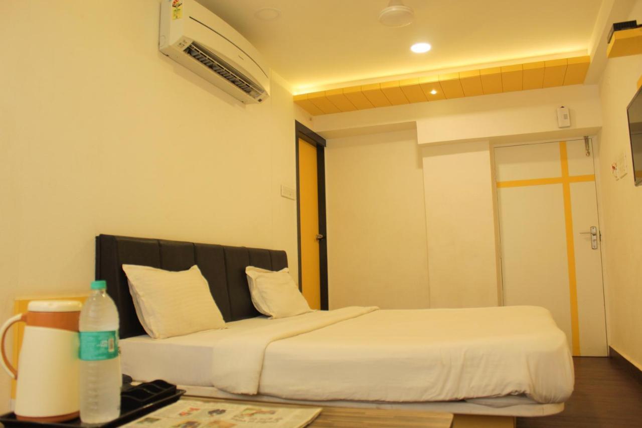 Hotel Maa Sharda Indore Extérieur photo