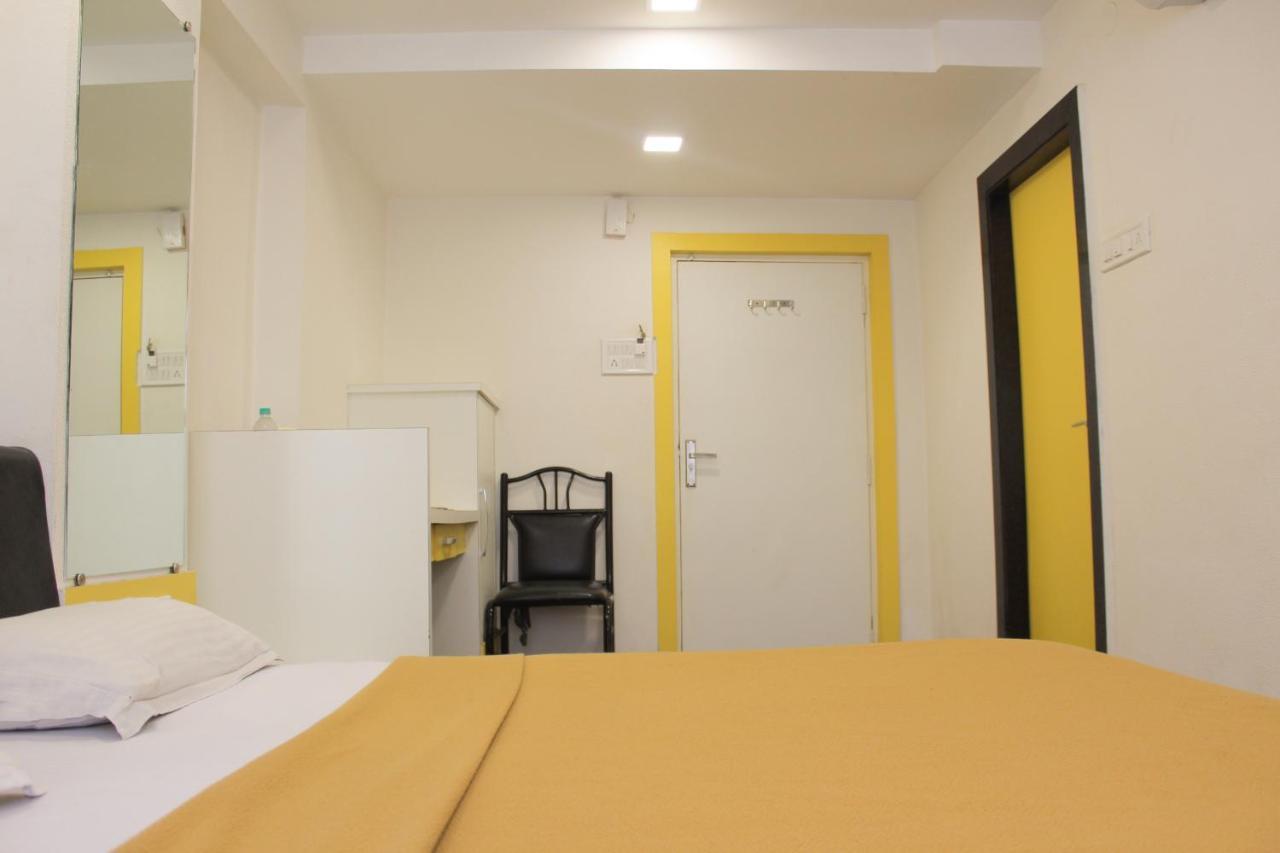 Hotel Maa Sharda Indore Extérieur photo